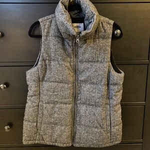 LIKE NEW Black tweed winter vest, Medium